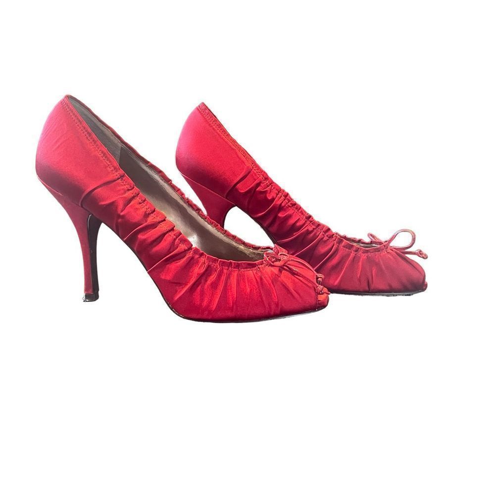 Vince Camuto Ruched Red Peep Toe Pumps, size 9